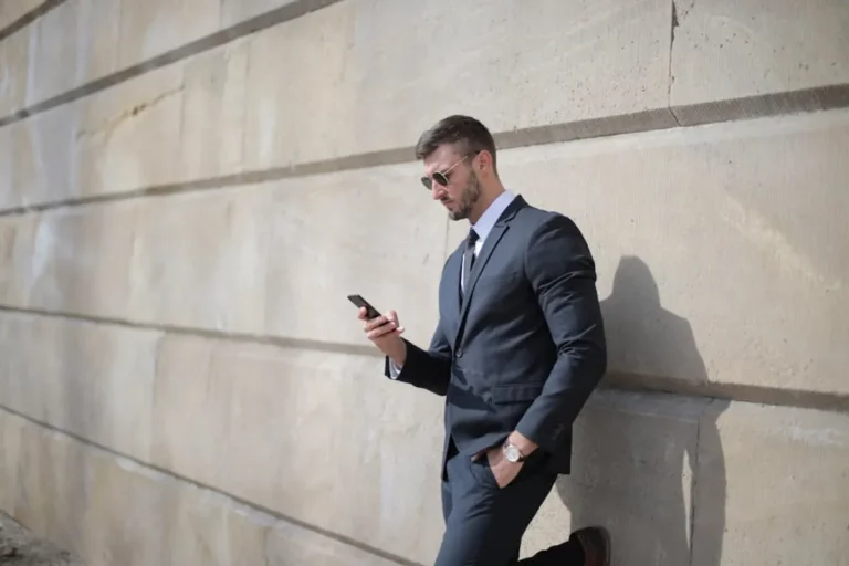 Areyoufashion Search Intent: Webmaster Context, Safety, and Alternatives