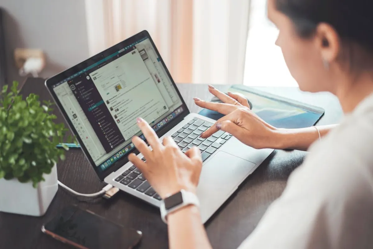 Realtimebusinessnews Search Intent: Webmaster Context, Safety, and Alternatives